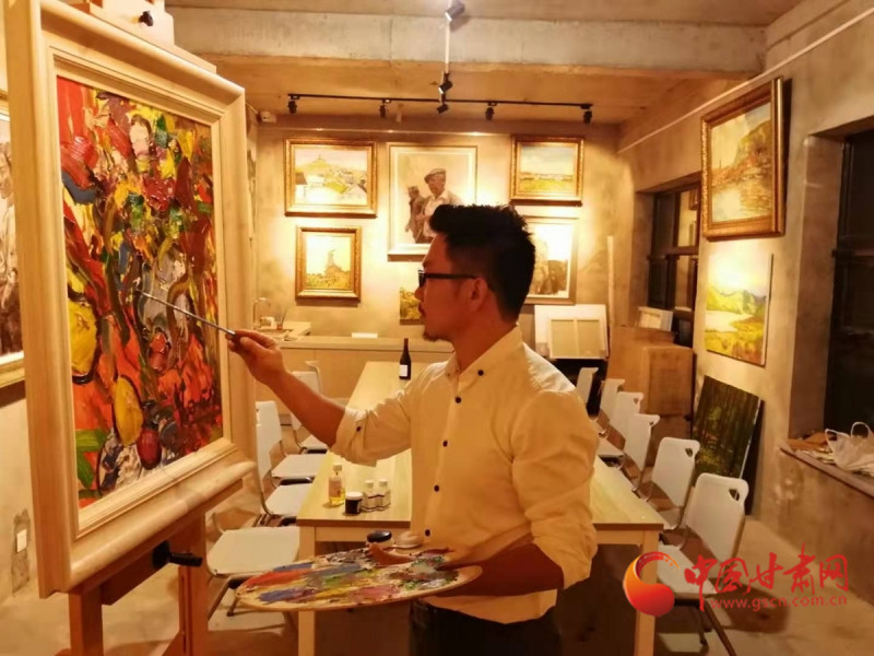 1909年咋建造黃河鐵橋？蘭州大學(xué)教師王威用油畫再現(xiàn)百年往事