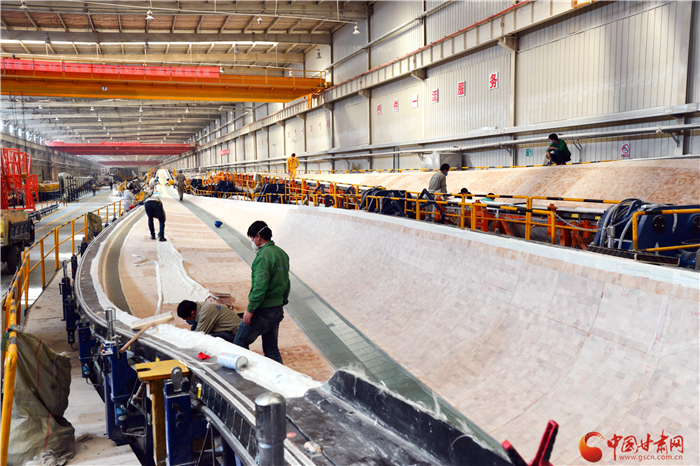 “擰緊”防控閥 打出“組合拳”——玉門市三向發(fā)力推動(dòng)疫情防控、復(fù)工復(fù)產(chǎn)、脫貧攻堅(jiān)齊頭并進(jìn)（圖）