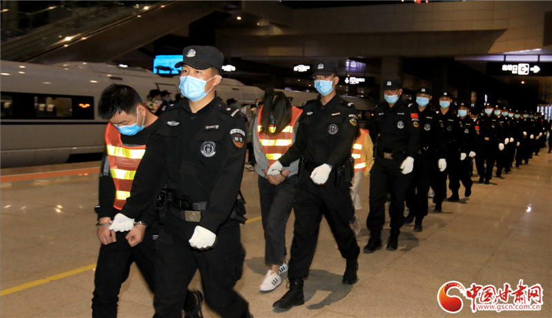 短視頻丨白銀警方打掉一非法販賣公民個人信息犯罪團(tuán)伙