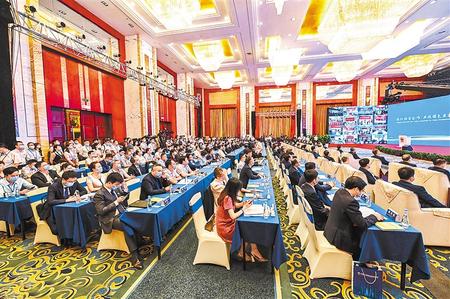 深化經(jīng)貿(mào)合作 共促綠色發(fā)展——第二十六屆蘭洽會(huì)開(kāi)幕式暨絲綢之路合作發(fā)展高端論壇發(fā)言摘登