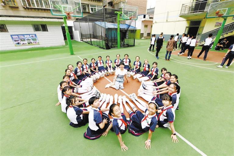 我們畢業(yè)啦！