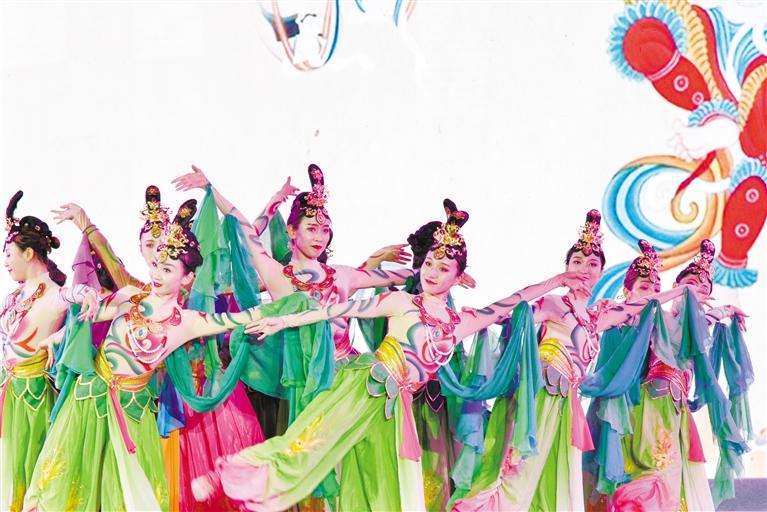 第32屆“春綠隴原·西固之夏”百姓大舞臺文藝調(diào)演點(diǎn)燃盛夏激情