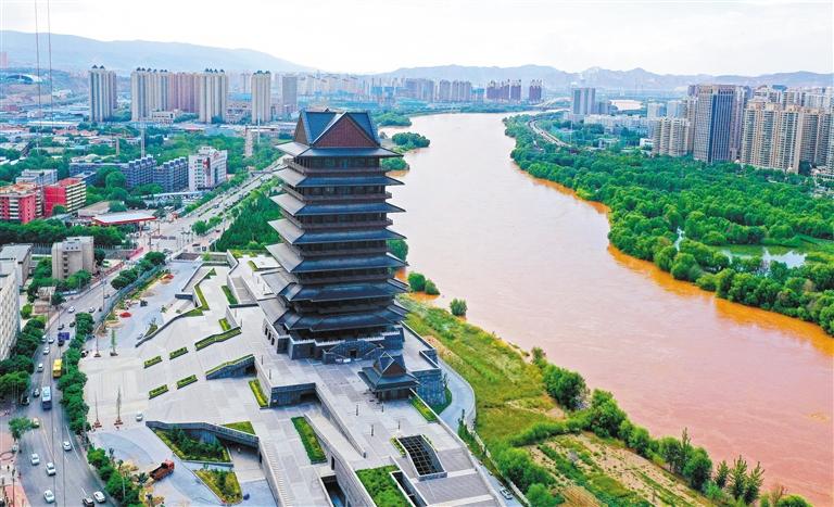 黃河樓上看黃河 歷時4年打造 預(yù)計(jì)國慶節(jié)期間開始運(yùn)營