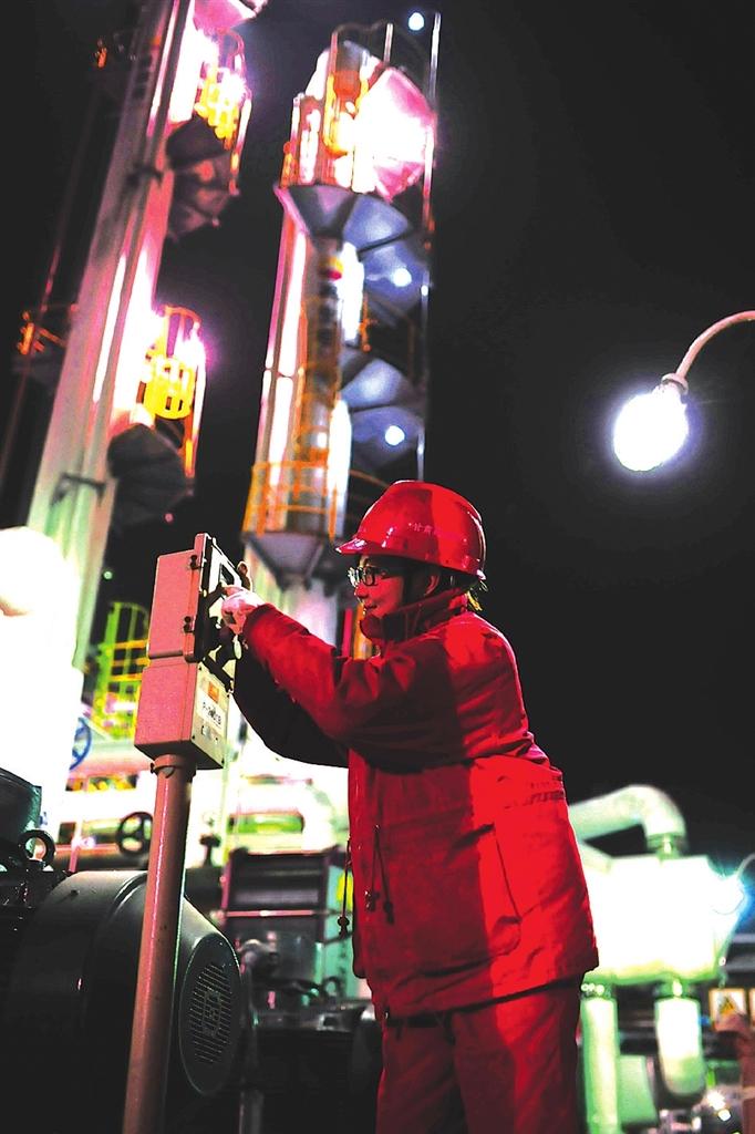 蘭州熱電公司提前開閘送熱鍋爐、管網(wǎng)運(yùn)行狀況良好