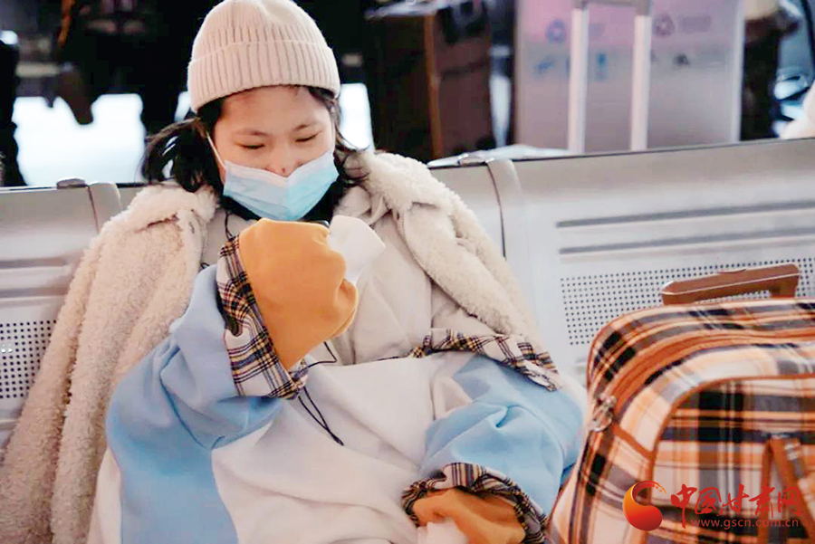 春運故事：歸途的車站，有溫情、愛情，還有堅守