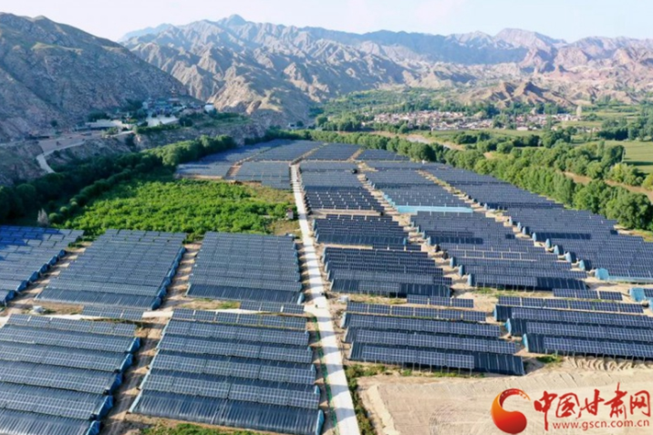 【奮斗百年路 啟航新征程 脫貧攻堅答卷】以村為家，把貧困戶當家人——記全國脫貧攻堅先進個人錢有