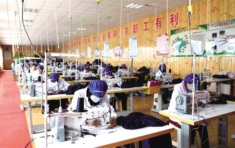 把村民脫貧致富當(dāng)成自己的事 方大集團累計投入資金5.5億元 落地實施產(chǎn)業(yè)幫扶項目27個