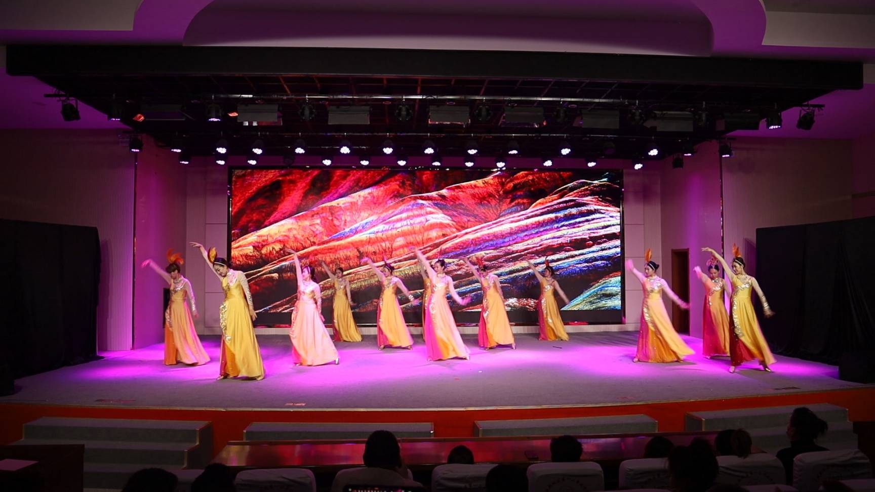 張掖市非遺舞臺劇《寶卷印象》在武威、金昌等市州上演