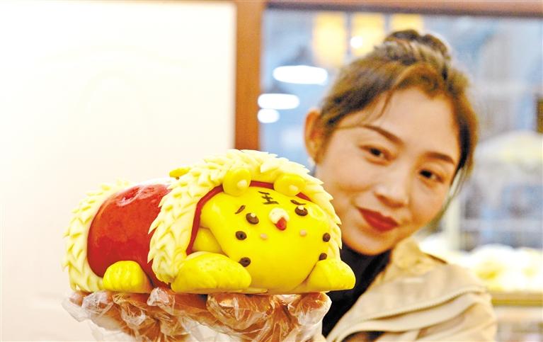 小老虎花餑餑，你舍得吃嗎？